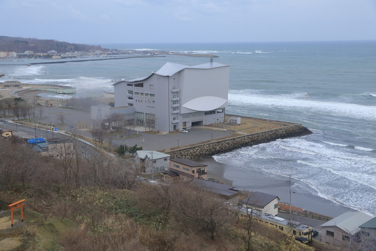 7階の部屋から、ちょっとだけ見える五能線の様子（２）