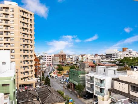 Mr.KINJO in KUME in Kume NAHA / 4