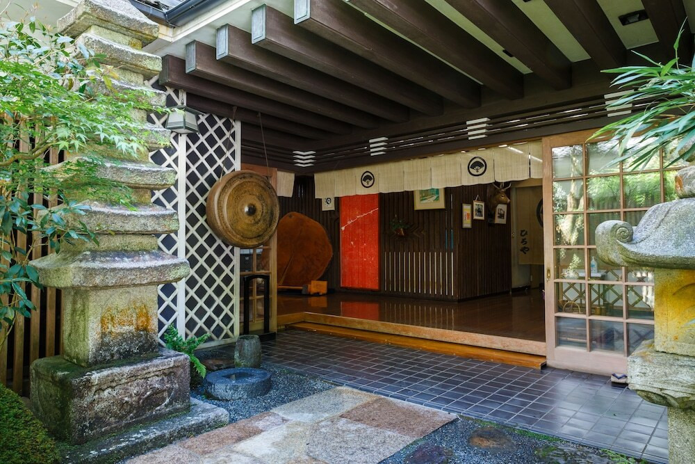 ロビーラウンジ