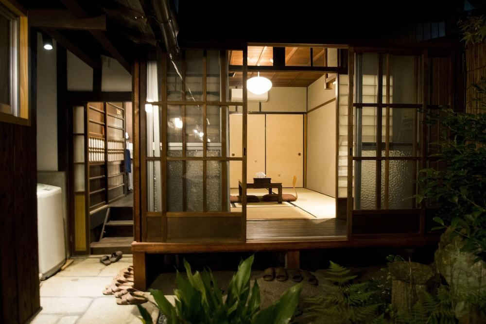 ヨガ　ピラティス　フィットネス