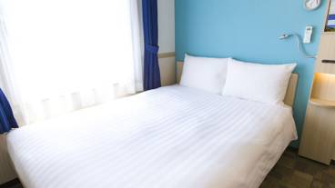 客室 / 3