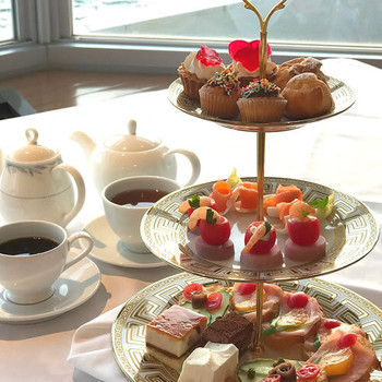 海を眺めつつリッチで甘いひととき♡アフタヌーンティー4088478