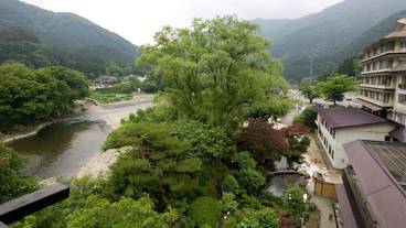 施設の敷地 / 20