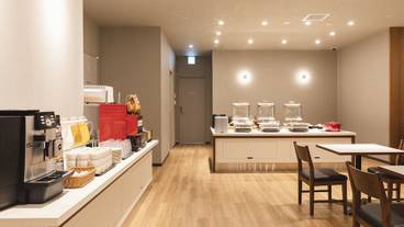 朝食スペース / 12