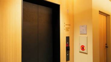 エレベーター / 2