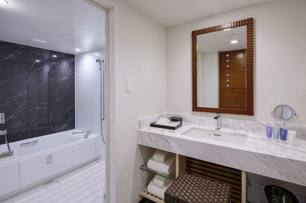 「美ら海」を目の前にプールもアクティビティも満喫！3360275