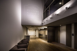 ロビーでは珈琲をセルフでどうぞ