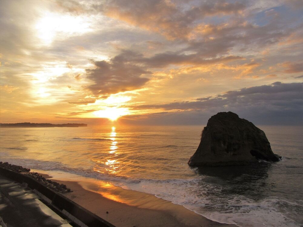 日の出×パワスポのコラボを満喫！全室オーシャンビューの宿4237299