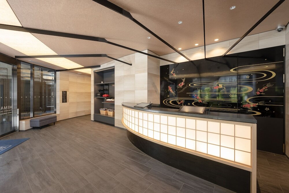 フロント