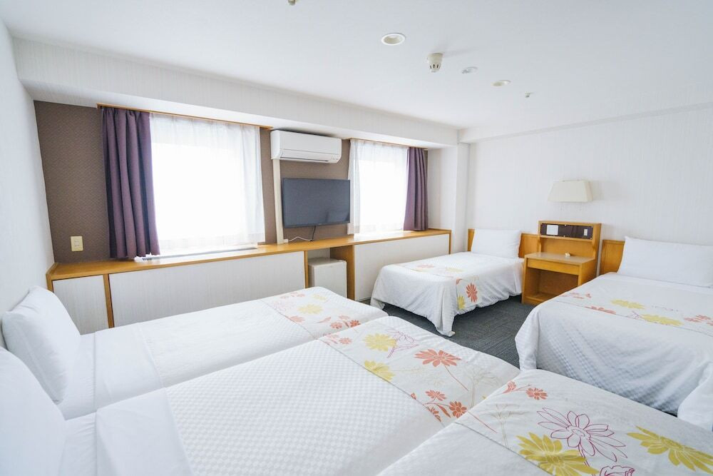 最上階で味わう朝食バイキングは100種類以上と豊富なメニュー！4379260