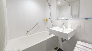 ラージ ダブルルーム