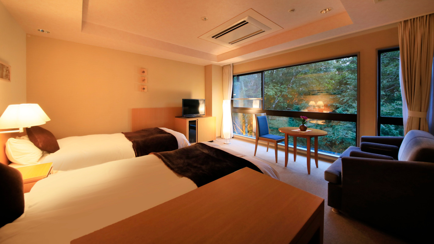 ビューバス付洋室ツイン／夜①