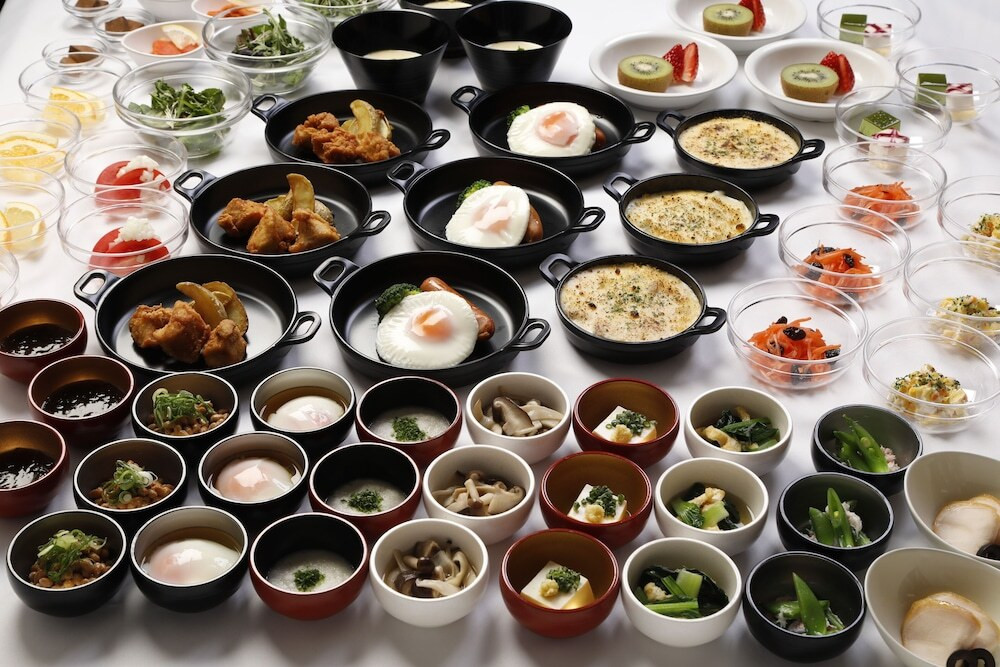 朝食