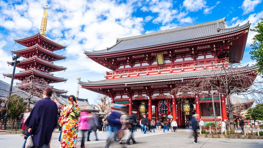 下町情緒を味わいに
着物で浅草散策 / 1