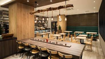 朝食スペース / 13