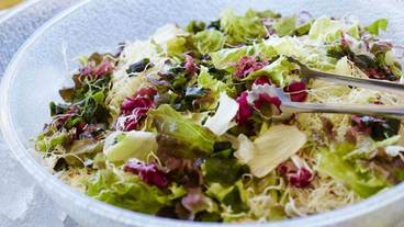 食事・飲み物 / 12