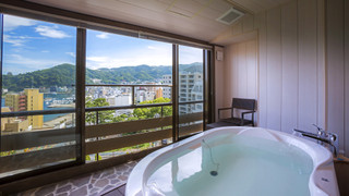 展望風呂（温泉）付き客室 [プレミア] [ツインルーム] [禁煙] [夜景がきれい] [海が見える]