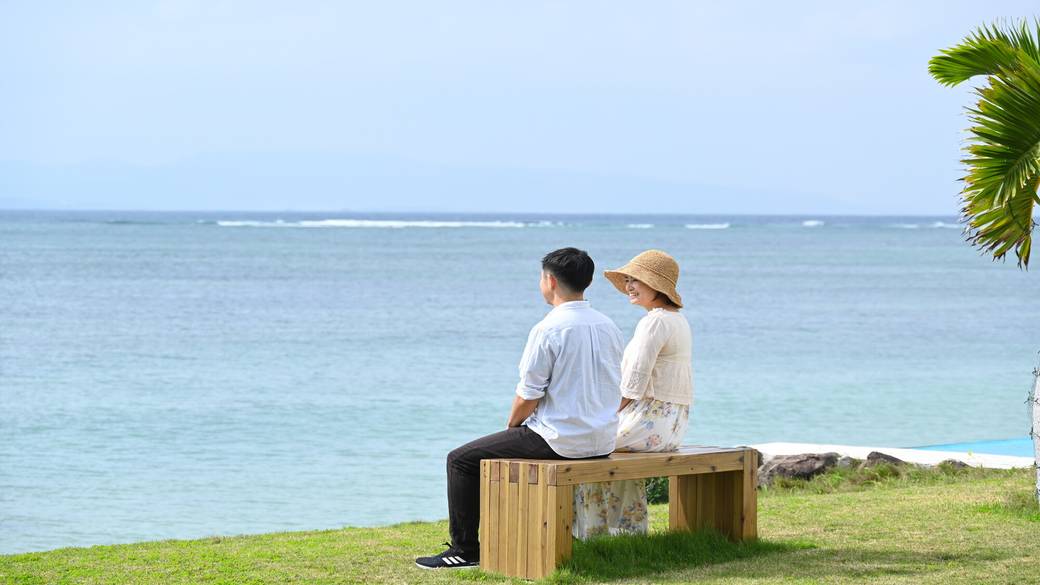 誰もいないビーチ
特別な朝のお散歩 / 1