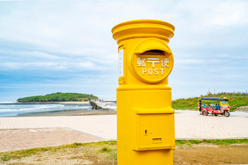 黄色いポスト　青島