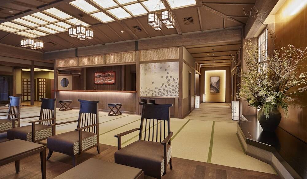 フロントロビー② / 4