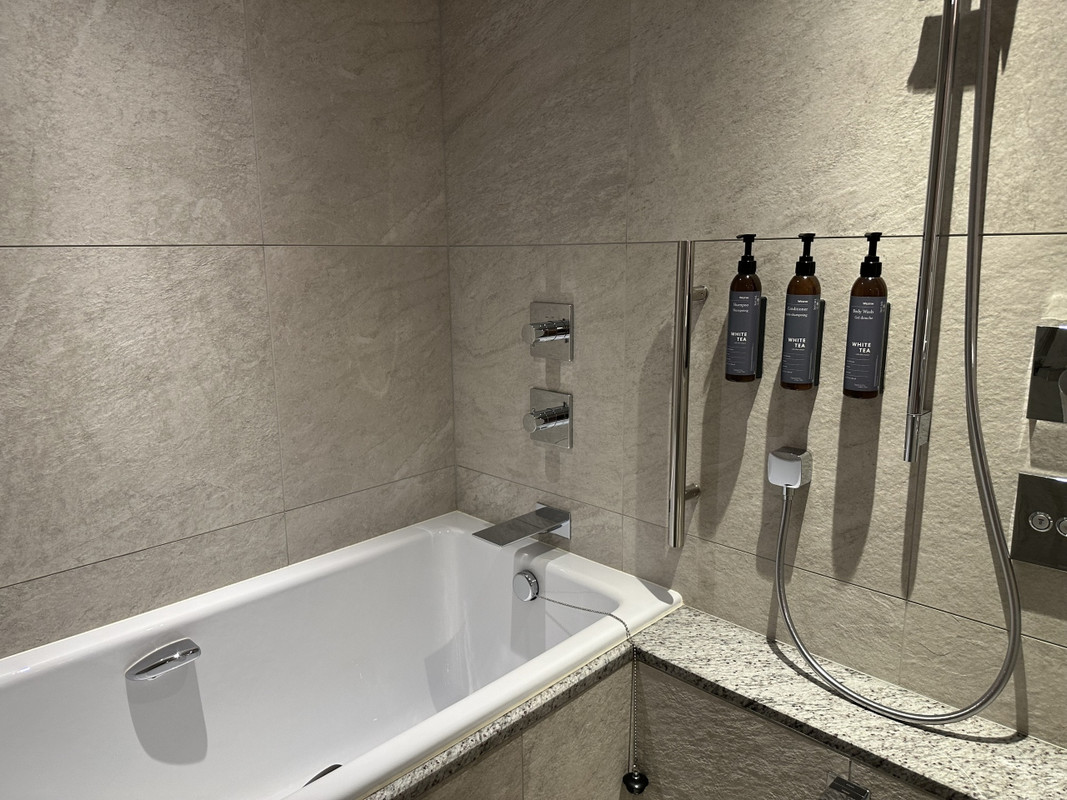 洗い場付き浴室