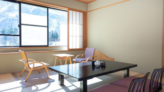 ファミリー和室 共用バスルーム