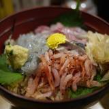 浜焼き・海鮮丼 かもめ丸(ハマヤキカイセンドンカモメマル)