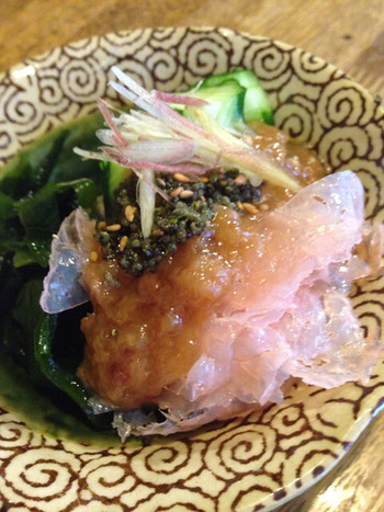 「ちょい呑み処 おかやん」料理 690617 くじら軟骨と胡瓜梅だれ  。珍味なり