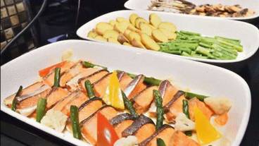 朝食ビュッフェ② / 2