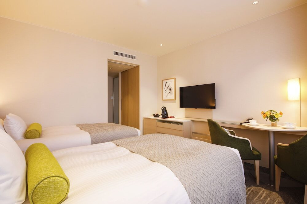 最上階バーで大人の時間を過ごそう3439614