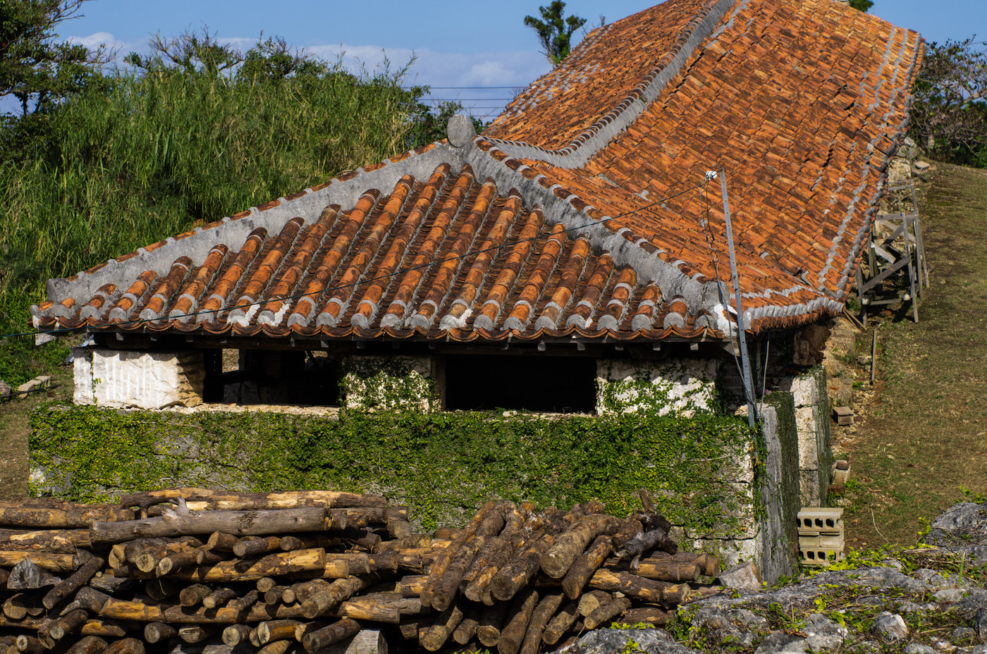 読谷やちむんの里