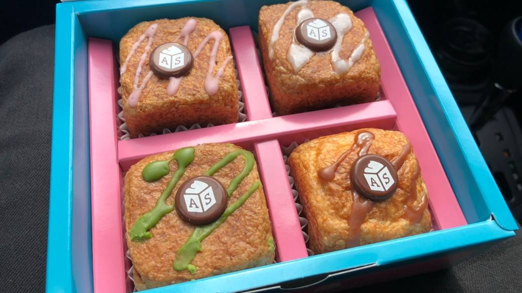 熱海に立ち寄って
食べ歩き / 5