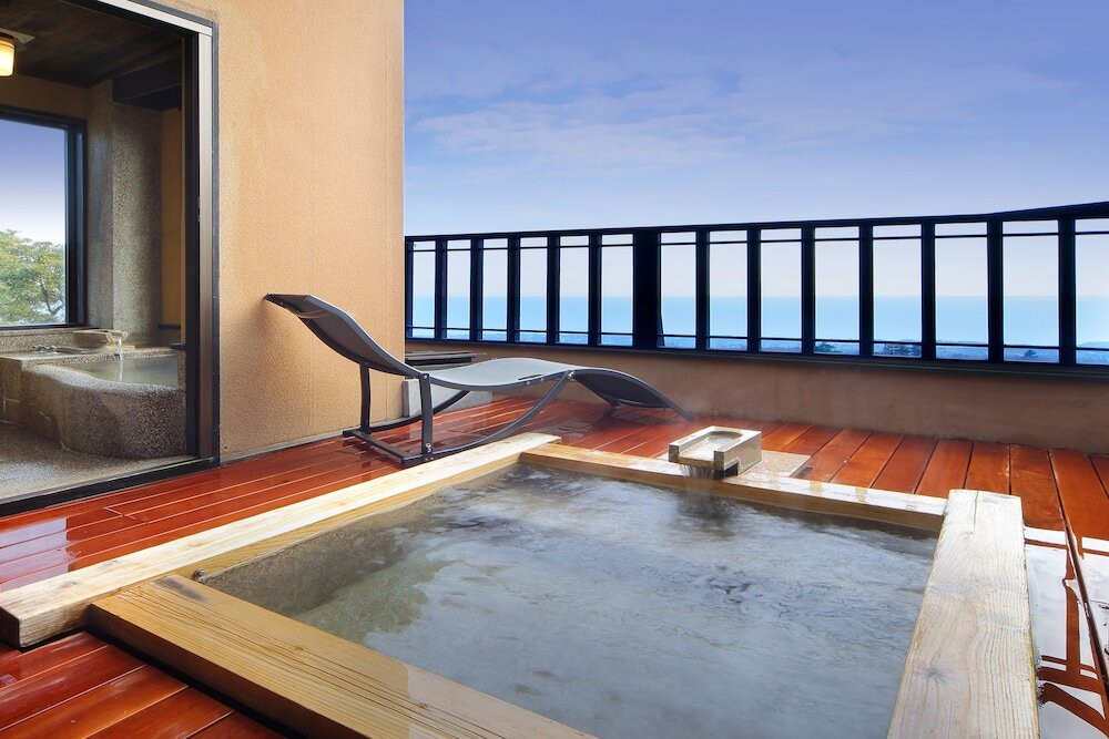 伊豆高原温泉 全室露天風呂付 二階家離れの宿 お宿うち山（オヤド ウチヤマ） / 1