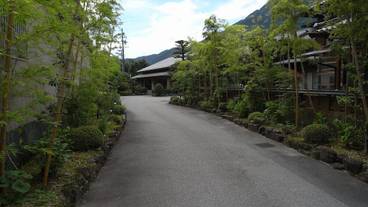 施設の入り口 / 6