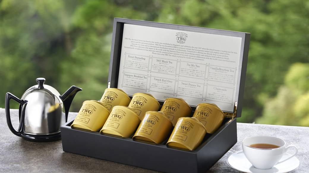 四季折々の景色を目前に
ティータイム / 4