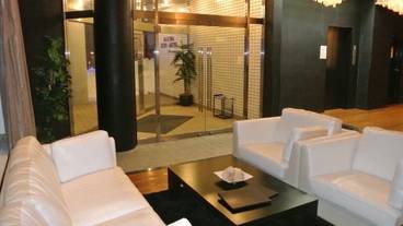 ロビー応接スペース / 2