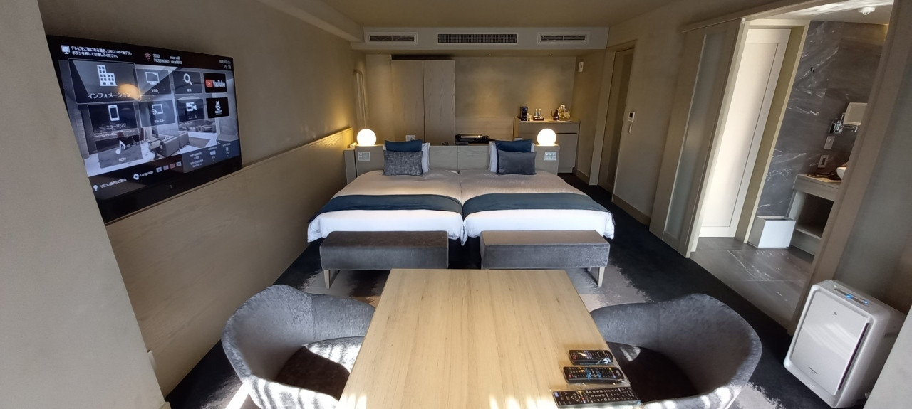 富士山まで見渡せる高台に建つ全8室のホテルで、記念日女子会を4237645