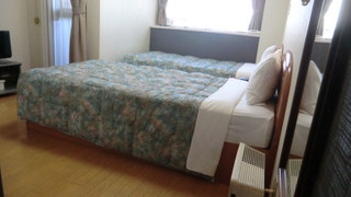 素泊りツイン, 喫煙可