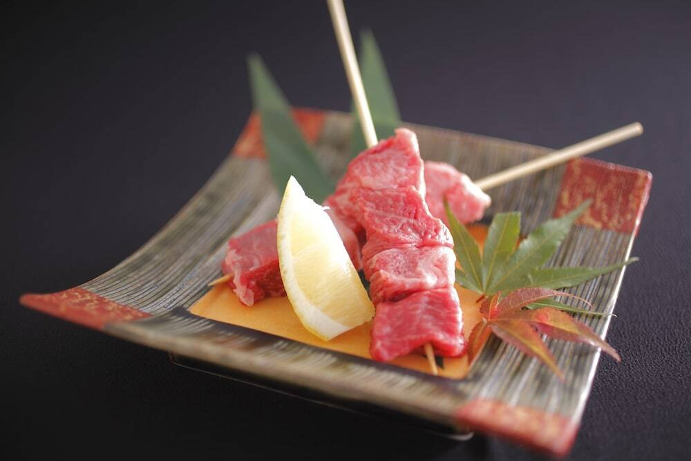 旅館のお食事処