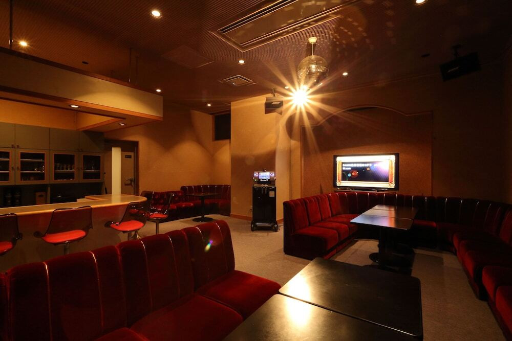 カラオケ ルーム