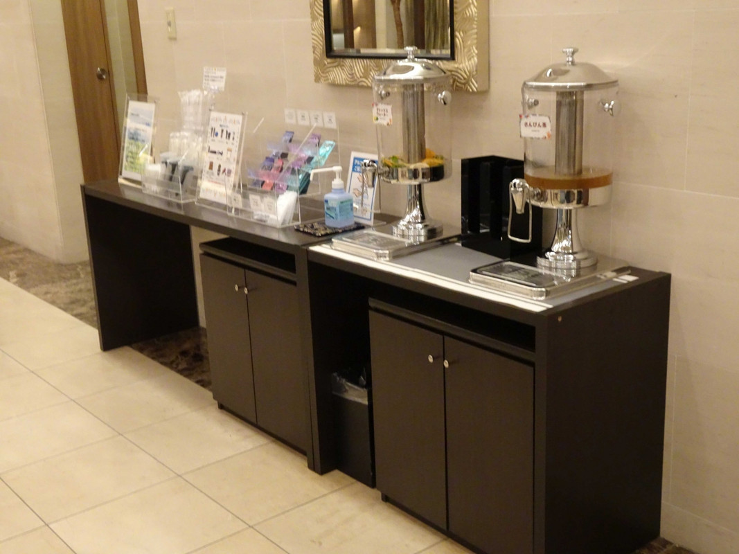 ウェルカムドリンク、アメニティはここから。