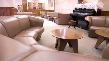 ロビー応接スペース / 6