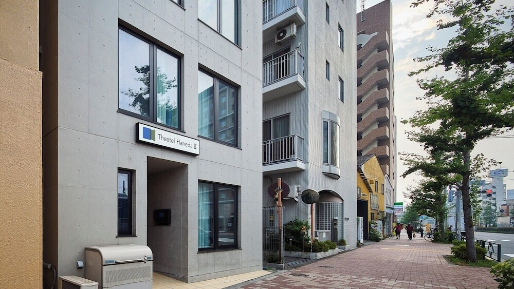 施設の正面