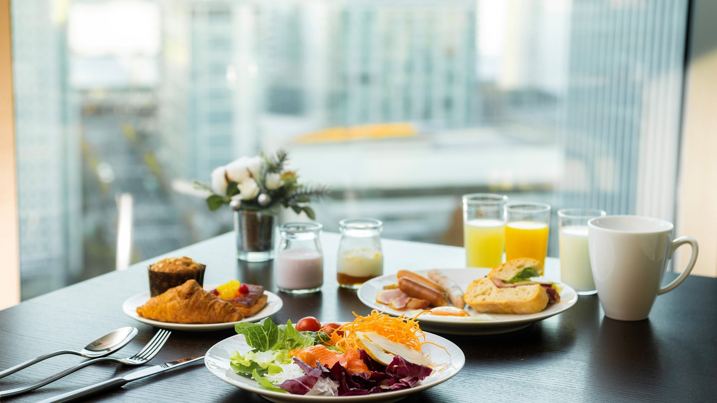 おしゃれな内装と和洋ビュッフェに心おどる4024932