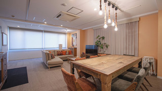 デラックス アパートメント (401)