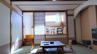 ロフト付き和室 [富士山側]