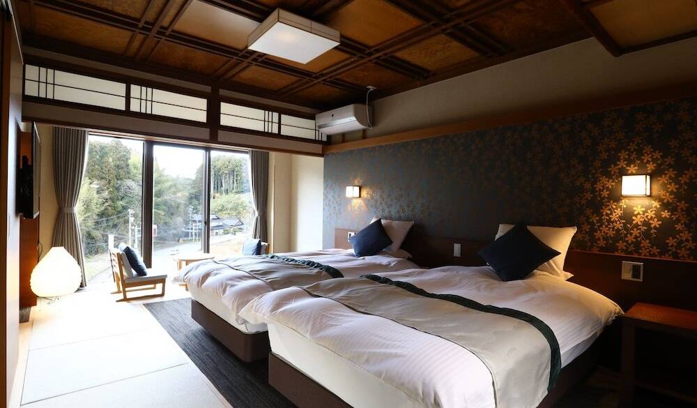 星の棟_デラックスツインルーム / 3