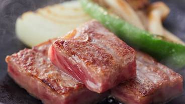 食事・飲み物 / 4