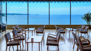 ロビーラウンジ / 4