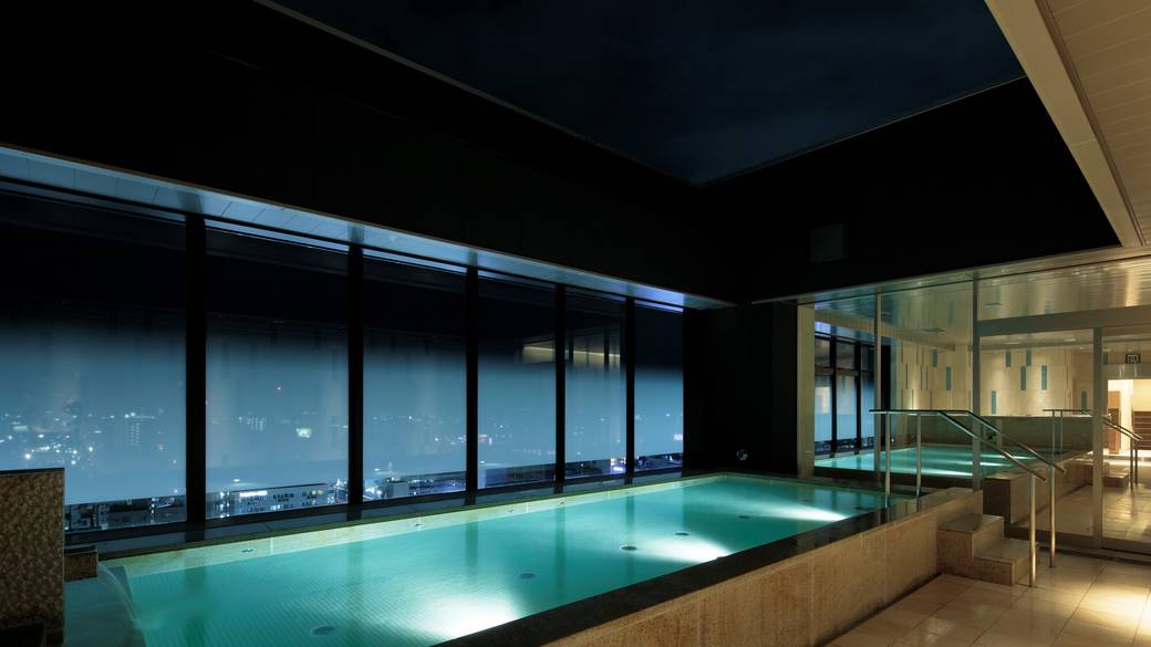 夜のスカイスパ / 2